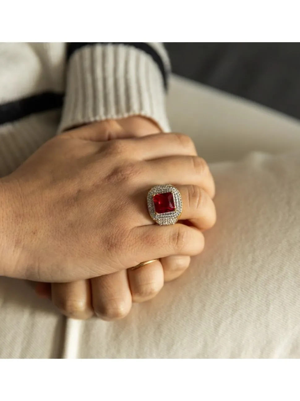 Bague de Femme en Acier Doré Ornée Zirconium