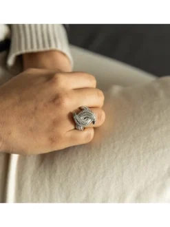 Bague Tendance Femme Acier Ornée Zirconium