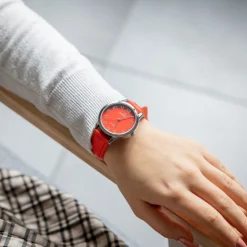 Délicate Montre Femme Rouge Orange GIORGIO