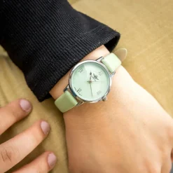 Magnifique Montre Femme Vert M. JOHN