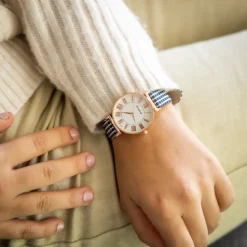 Montre pour Femme Couleur Gris CHTIME