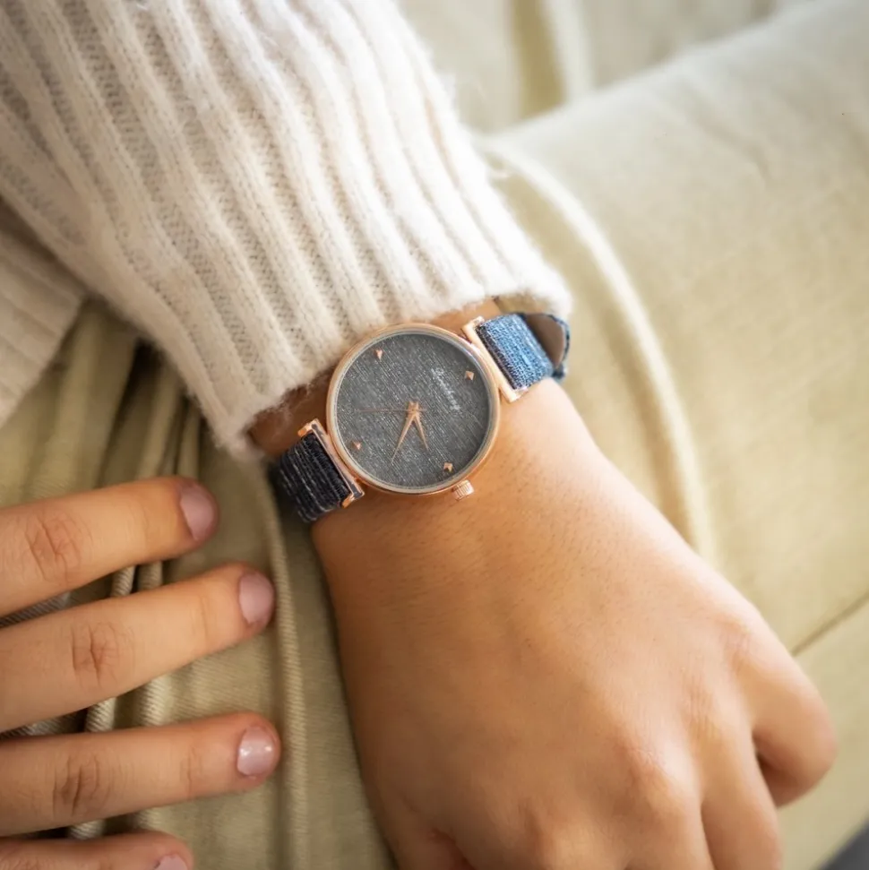 Montre pour Femme Couleur Bleu Strass CHTIME