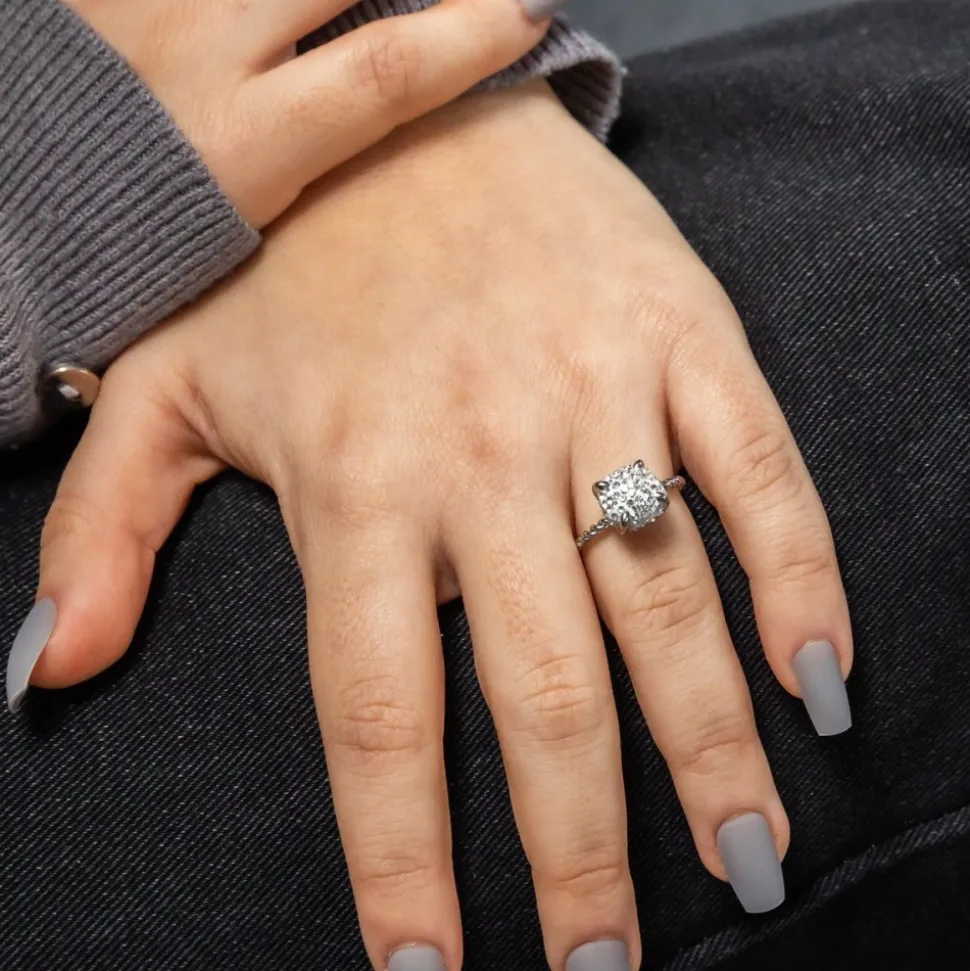 Sublime Bague Femme Acier Ornée Zirconium