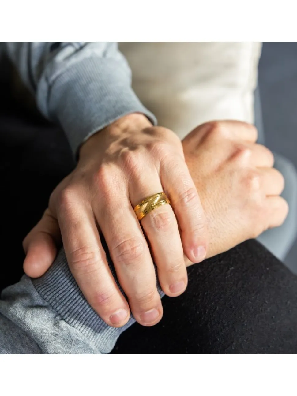 Très Belle Bague Anneau Homme Acier Doré