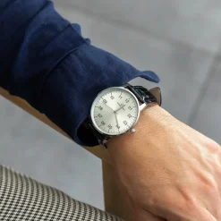 Très Belle Montre Homme Noir GIORGIO